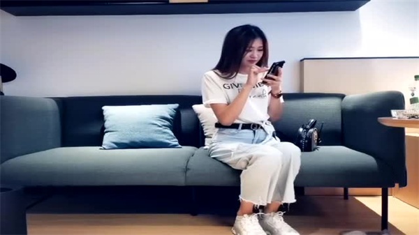 4场精选3位极品大长腿美女的极致诱惑